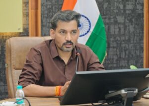 रेयर डिजीज से पीड़ित बच्चों के उपचार हेतु डीएम की पहल; 10 बच्चों के उपचार को जिला प्रशासन ने दिए रू0 9.60 लाख