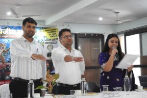 गांधी जयंती एवं शास्त्री जी जयंती पर जनपद न्यायालय परिसर में गरिमामय कार्यक्रम का आयोजन किया गया