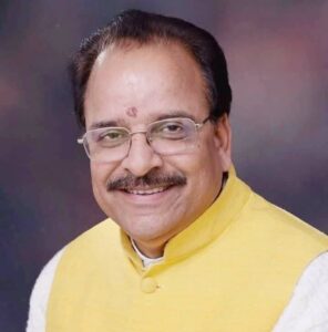 पिता के निधन के दुःख में भी बेटे ने निभाया मानवता का धर्म