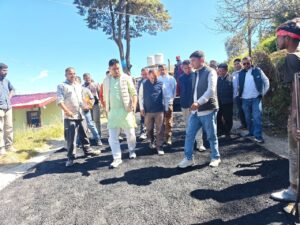 मंत्री कैड़ा ने किया कालापातल से सलियाकोट अनर्पा मोटर मार्ग पर डामरीकरण कार्य निरक्षण अधिकारियो को दिए गुणवत्ता के साथ शीघ्र कार्य पूर्ण करने के निर्देश