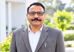 मुख्यमंत्री के निर्देश पर जिलाधिकारी ललित मोहन रयाल सख्त, जनपद की सभी सड़कों को गड्ढामुक्त करने के लिए अभियान तेज करने के निर्देश